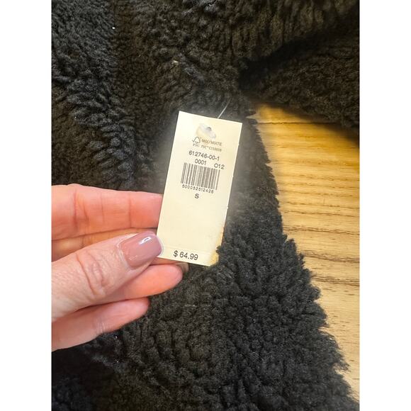 Old Navy Teddy Bear Jacket Black Womens Small NWT - Picture 2 of 5